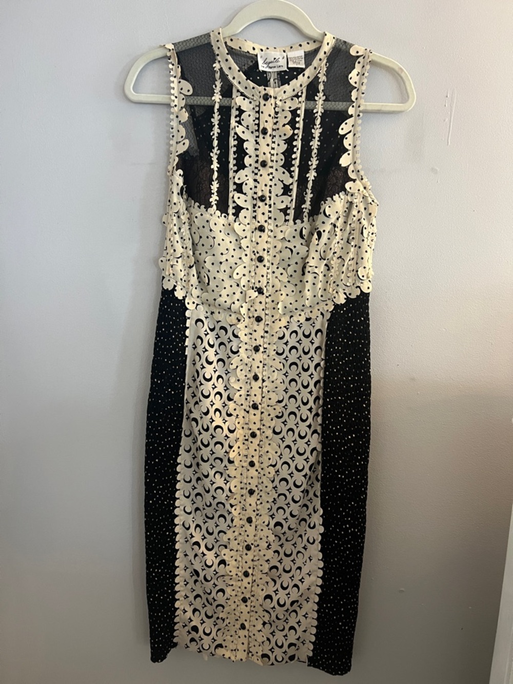 BYRON LARS- lace detailed button front dress sz 4